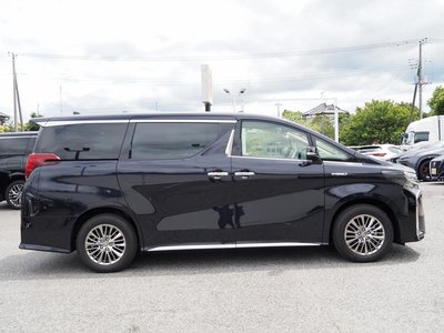 TOYOTA ALPHARD - 9