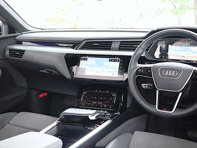 صورة مصغرة 119 لـ 2024 AUDI E-TRON