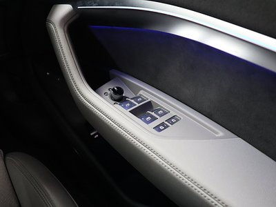 صورة مصغرة 185 لـ 2024 AUDI E-TRON