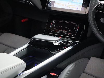 صورة مصغرة 124 لـ 2024 AUDI E-TRON