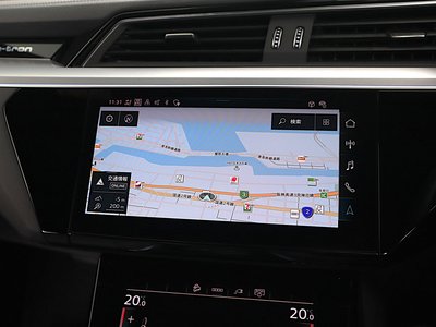 صورة مصغرة 200 لـ 2024 AUDI E-TRON