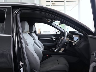 صورة مصغرة 237 لـ 2024 AUDI E-TRON