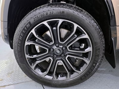 LAND ROVER DEFENDER - 6