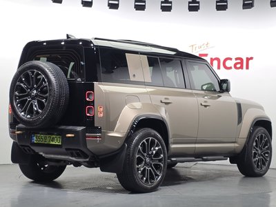 LAND ROVER DEFENDER - 3