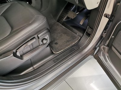 2023 LAND Rover DEFENDER 缩略图 36