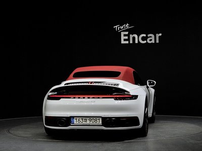 PORSCHE 911 - 4