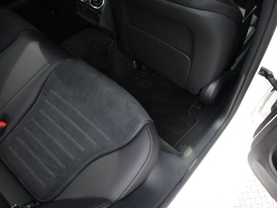 2025 Mercedes-BENZ C-CLASS 缩略图 16