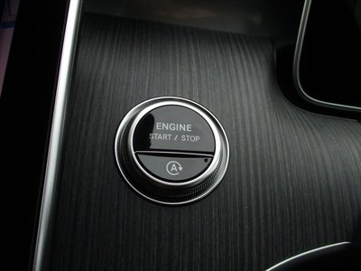 2025 Mercedes-BENZ C-CLASS 缩略图 30