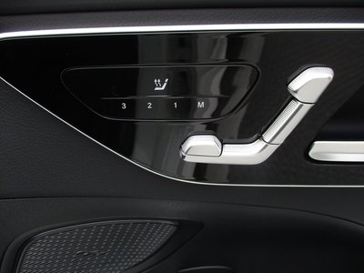 2025 Mercedes-BENZ C-CLASS 缩略图 20