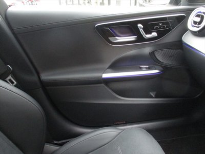 2025 Mercedes-BENZ C-CLASS 缩略图 47
