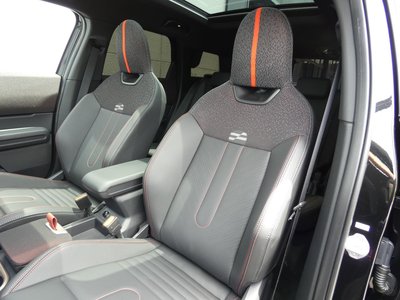 صورة مصغرة 33 لـ 2024 MINI COOPER COUNTRYMAN