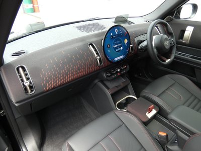 صورة مصغرة 32 لـ 2024 MINI COOPER COUNTRYMAN