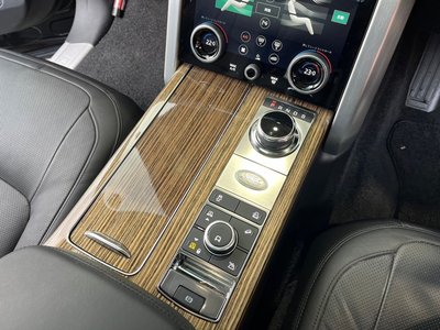 صورة 10 لـ 2018 LAND Rover RANGE ROVER