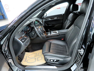 BMW 7 SERIES - 7