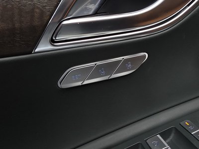 2025 Genesis GV80 thumbnail 41