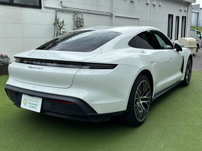 2021 Porsche TAYCAN — миниатюра 16