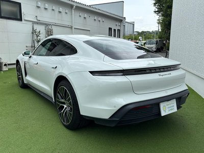 2021 Porsche TAYCAN — миниатюра 15