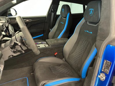 LAMBORGHINI URUS - 2