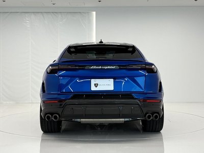 LAMBORGHINI URUS - 7