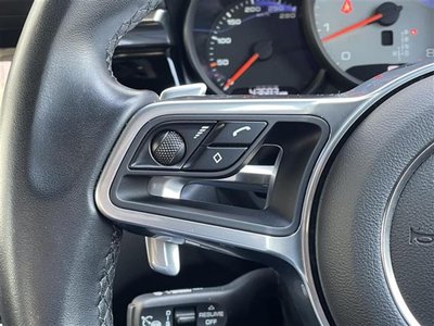 PORSCHE MACAN - 5