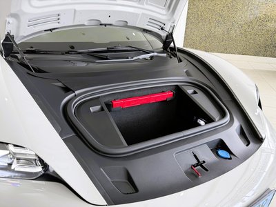 صورة 7 لـ 2022 Porsche TAYCAN
