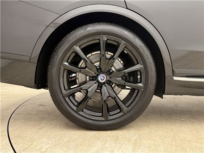 2023 BMW X7 缩略图 18