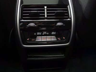 2021 BMW X5 thumbnail 24