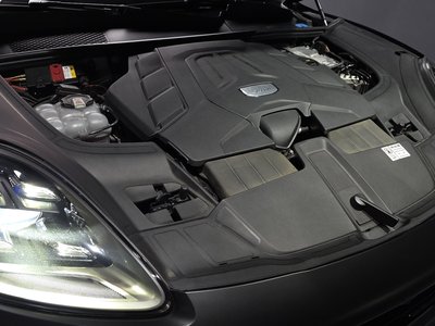 PORSCHE CAYENNE - 7