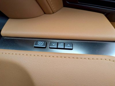 صورة مصغرة 31 لـ 2020 Lexus LC