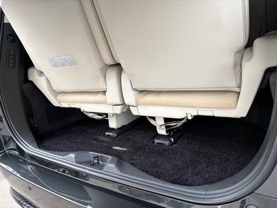 صورة مصغرة 36 لـ 2026 Lexus LM