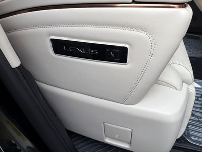 صورة مصغرة 28 لـ 2026 Lexus LM