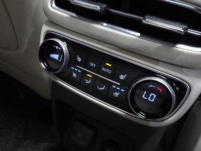 2021 Genesis GV80 — миниатюра 28