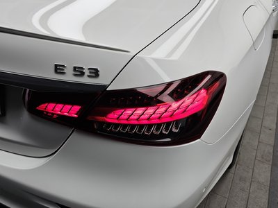 MERCEDES-BENZ E-CLASS - 10