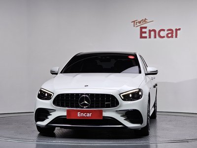 MERCEDES-BENZ E-CLASS - 2