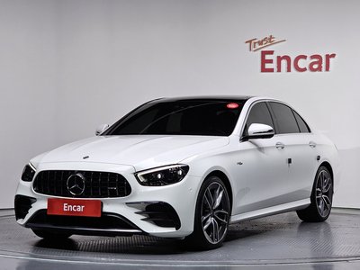 MERCEDES-BENZ E-CLASS - 1