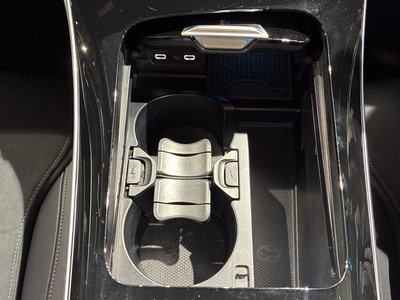 2025 Mercedes-BENZ C-CLASS 缩略图 51