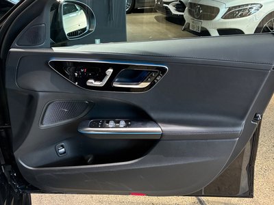 2025 Mercedes-BENZ C-CLASS 缩略图 12