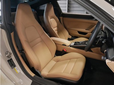 PORSCHE 911 - 10