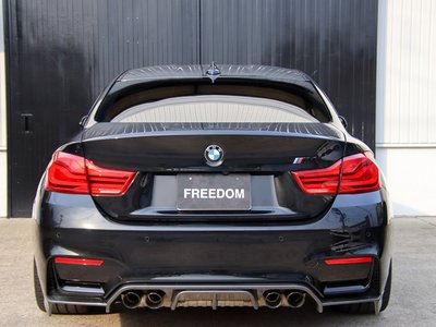 BMW M4 COUPE - 7