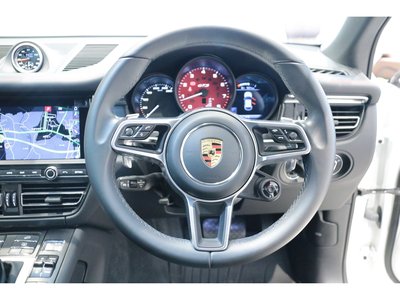 صورة مصغرة 28 لـ 2021 Porsche MACAN