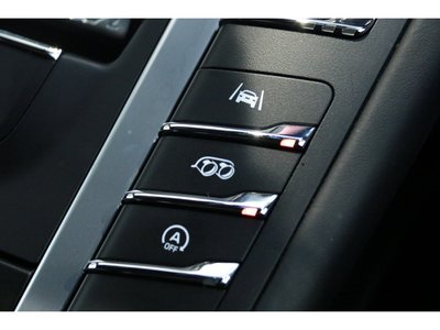 صورة مصغرة 36 لـ 2021 Porsche MACAN