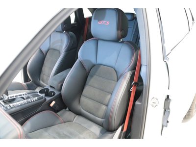 صورة مصغرة 19 لـ 2021 Porsche MACAN