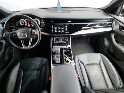 AUDI Q8 - 5