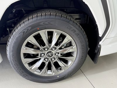 2026 Toyota LAND CRUISER 300 缩略图 17
