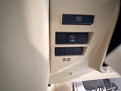 2026 Toyota LAND CRUISER 300 缩略图 36