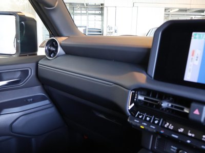 صورة مصغرة 41 لـ 2024 Toyota LAND CRUISER 250
