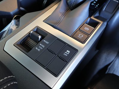 صورة مصغرة 42 لـ 2024 Toyota LAND CRUISER 250