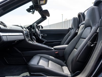 صورة مصغرة 21 لـ 2017 Porsche 718