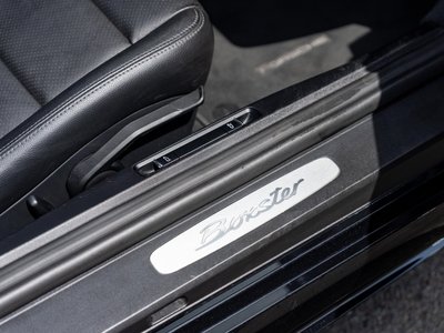صورة مصغرة 25 لـ 2017 Porsche 718