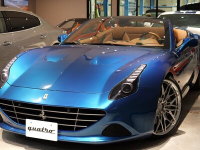 FERRARI CALIFORNIA T